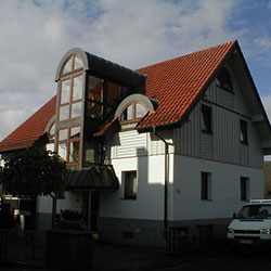 Umbau, Erweiterung und Aufstockung eines Wohnhauses Umbau, Erweiterung und Aufstockung eines Wohnhauses