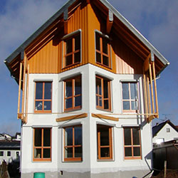Umbau, Erweiterung und Aufstockung eines Wohnhauses Umbau, Erweiterung und Aufstockung eines Wohnhauses