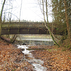 Begehung einer Fuß- und Radwegbrücke